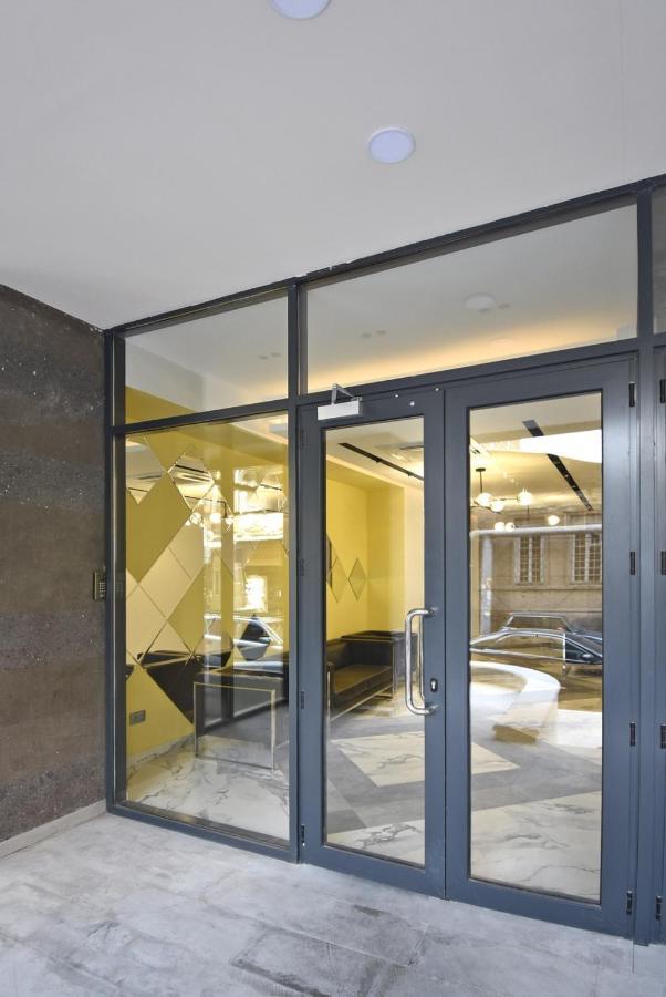Home4You City Center Apartments يريفان المظهر الخارجي الصورة