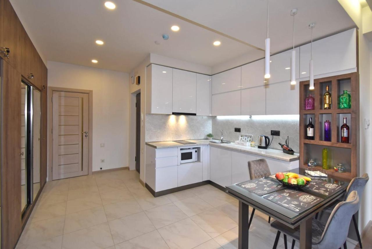 Home4You City Center Apartments يريفان المظهر الخارجي الصورة
