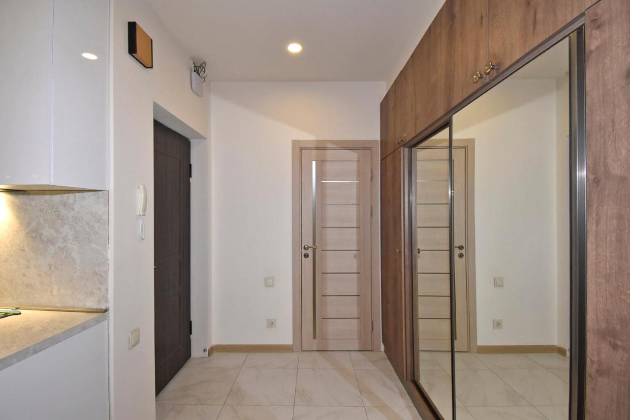 Home4You City Center Apartments يريفان المظهر الخارجي الصورة