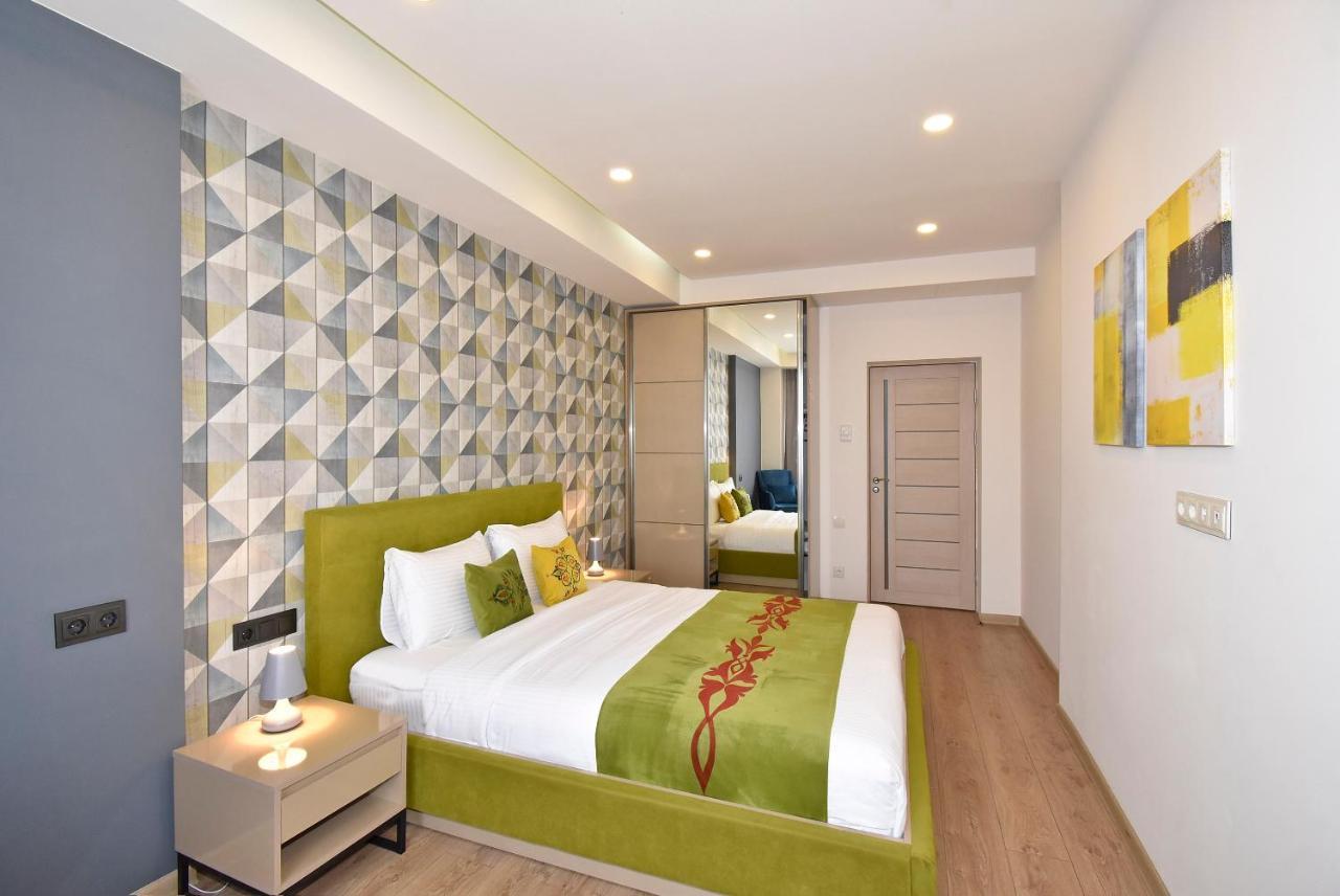 Home4You City Center Apartments يريفان المظهر الخارجي الصورة